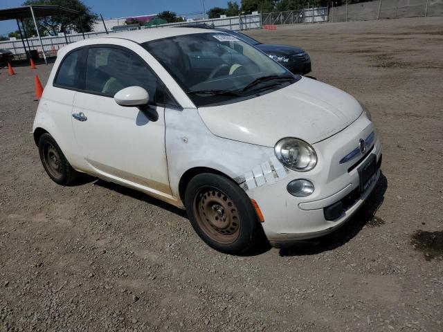 Снимка 4 от търг – 2015 FIAT 500 POP с VIN 3C3CFFAR6FT555692