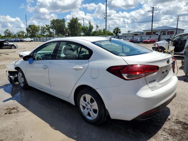 Photo 2 from auction – 2017 KIA FORTE LX with VIN 3KPFK4A76HE043090