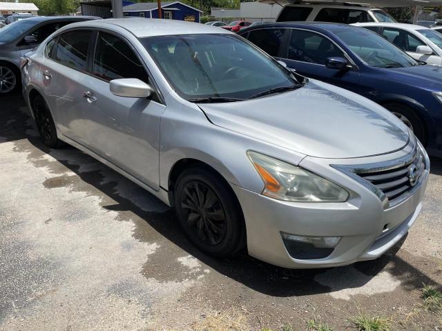 NISSAN ALTIMA 2.5 2015 مع رقم تعريف المركبة 1N4AL3AP1FC173337 - صورة من المزاد