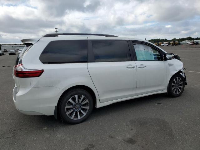 Photo 3 from auction – 2020 TOYOTA SIENNA with VIN 5TDDZ3DC8LS250486