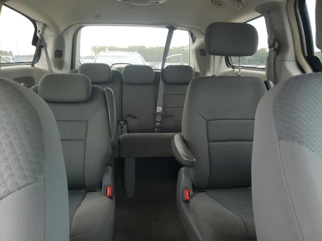 Photo 10 from auction – 2010 CHRYSLER TOWN & COU with VIN 2A4RR5D16AR450508