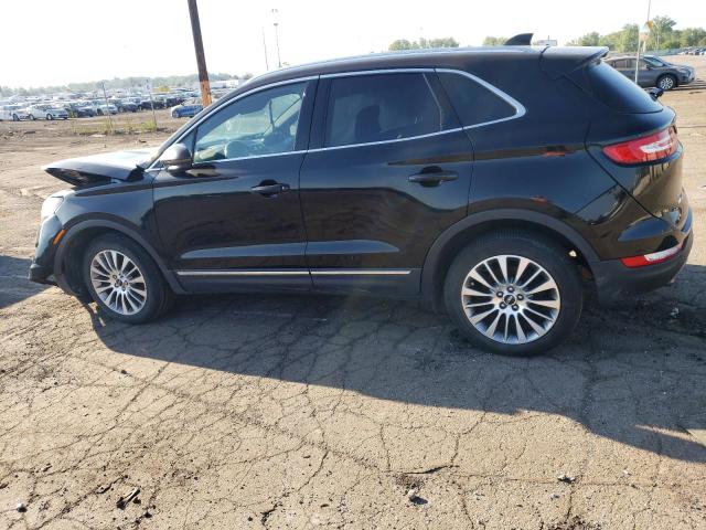 Photo 2 from auction – 2017 LINCOLN MKC RESERV with VIN 5LMCJ3D90HUL31923
