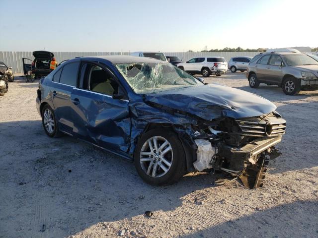 Photo 4 from auction – 2017 VOLKSWAGEN JETTA S with VIN 3VW2B7AJ5HM373589