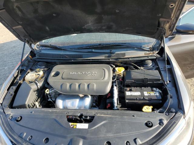 Снимка 11 от търг – 2015 CHRYSLER 200 C с VIN 1C3CCCCB3FN734215