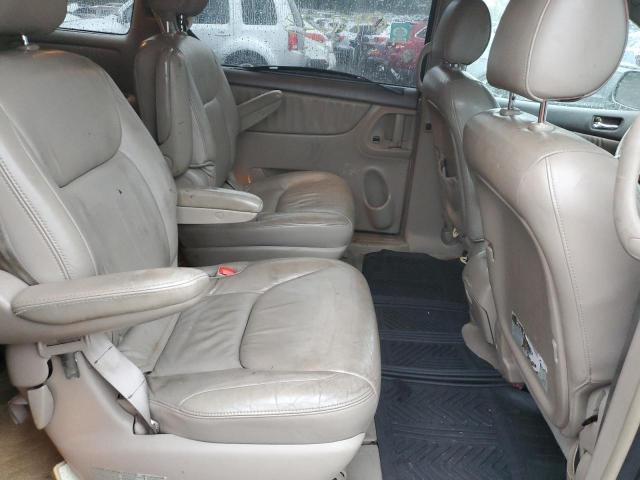 Photo 11 from auction – 2004 TOYOTA SIENNA with VIN 5TDZA22C74S208449