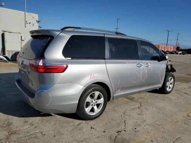 Photo 3 from auction – 2015 TOYOTA SIENNA LE with VIN 5TDKK3DCXFS556265
