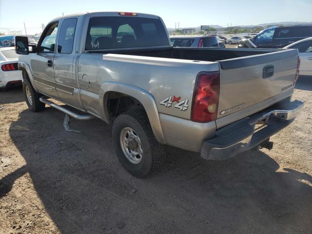 Photo 2 from auction – 2003 CHEVROLET SILVERADO with VIN 1GCHK29UX3E164037