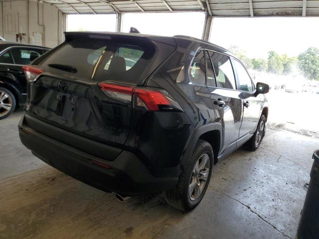 Photo 3 from auction – 2023 TOYOTA RAV4 XLE with VIN 2T3P1RFV1PC364518