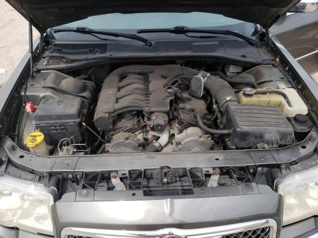 Photo 11 from auction – 2009 CHRYSLER 300 LIMITE with VIN 2C3KA33V79H604057