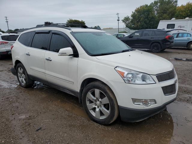 Photo 4 from auction – 2010 CHEVROLET TRAVERSE L with VIN 1GNLVHED6AJ227222