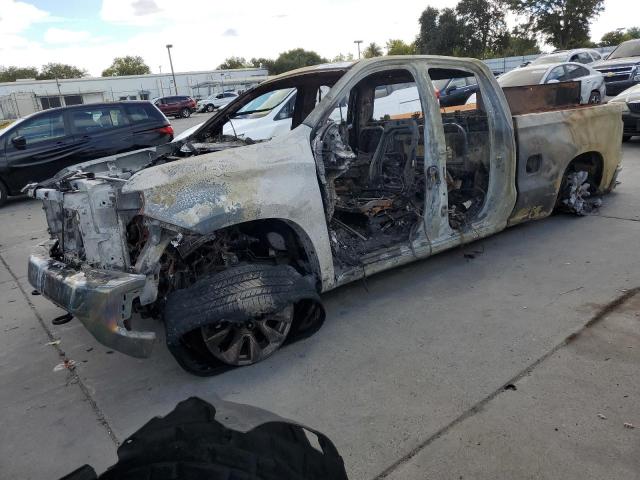 CHEVROLET SILVERADO 2022 with VIN 1GCVYDET0NZ190944 - Photo from auction