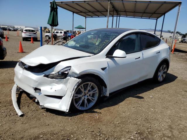 TESLA MODEL Y 2022 with VIN 7SAYGDEE7NF560507 - Photo from auction