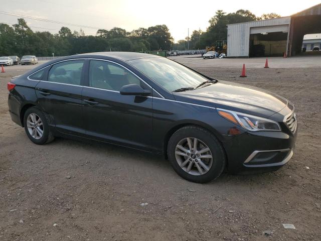 Photo 4 from auction – 2017 HYUNDAI SONATA SE with VIN 5NPE24AF1HH487024