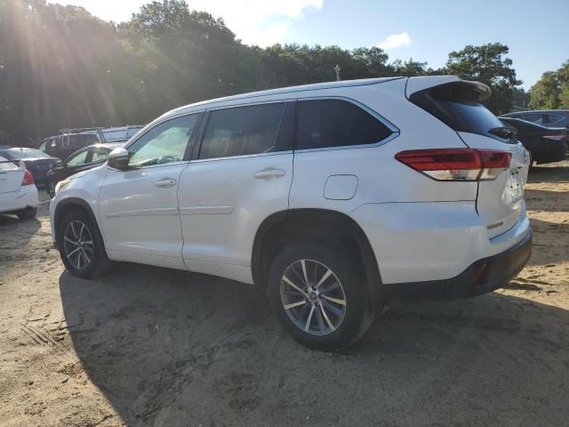 صورة رقم 2 من المزاد - 2018 TOYOTA HIGHLANDER مع VIN 5TDJZRFH0JS549305