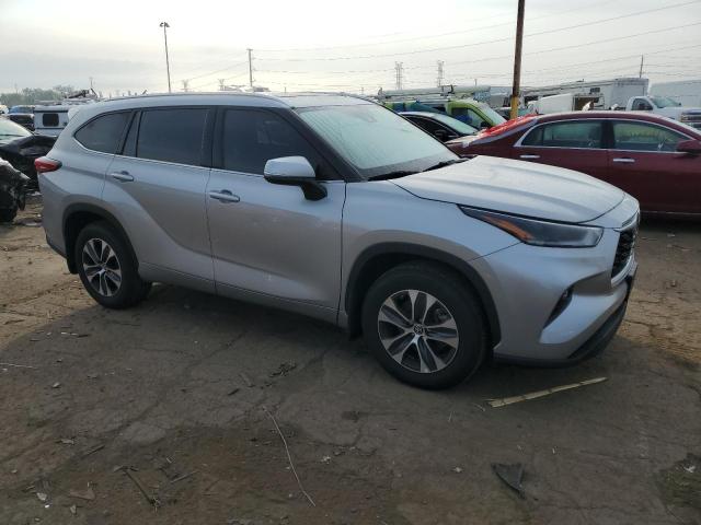 Photo 4 from auction – 2021 TOYOTA HIGHLANDER with VIN 5TDGZRBH4MS113612