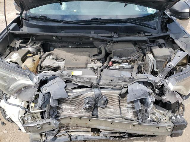 Photo 12 from auction – 2017 TOYOTA RAV4 LE with VIN 2T3ZFREV2HW332690