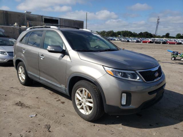 Photo 4 from auction – 2014 KIA SORENTO LX with VIN 5XYKTCA66EG441590