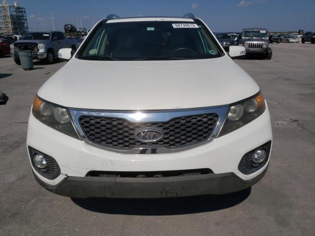 Photo 5 from auction – 2011 KIA SORENTO EX with VIN 5XYKU4A22BG136339