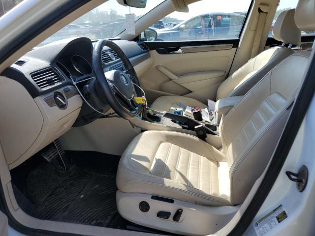 Photo 7 from auction – 2017 VOLKSWAGEN PASSAT with VIN 1VWCT7A36HC013882