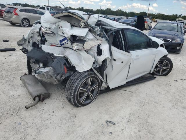 Photo 3 from auction – 2017 FORD FOCUS SE with VIN 1FADP3FE5HL242056