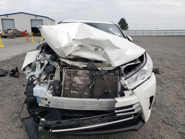 Foto 5 de la subasta – 2018 TOYOTA HIGHLANDER con VIN 5TDJZRFH9JS534060