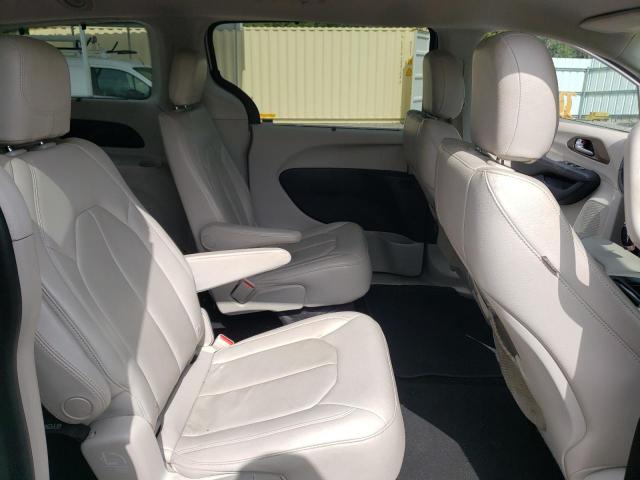 Photo 10 from auction – 2017 CHRYSLER PACIFICA T with VIN 2C4RC1BG7HR704731