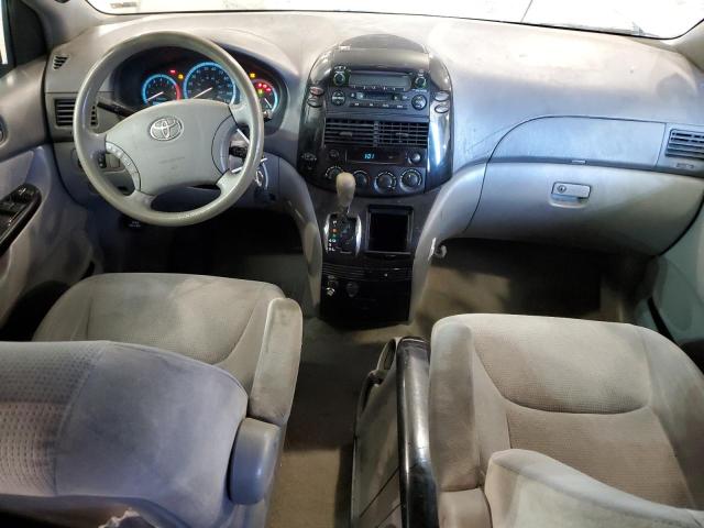 Photo 8 from auction – 2004 TOYOTA UK with VIN 5TDZA23CX4S083803