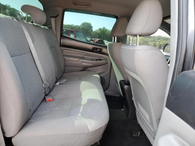 Photo 10 from auction – 2015 TOYOTA TACOMA DOU with VIN 3TMLU4EN4FM190856