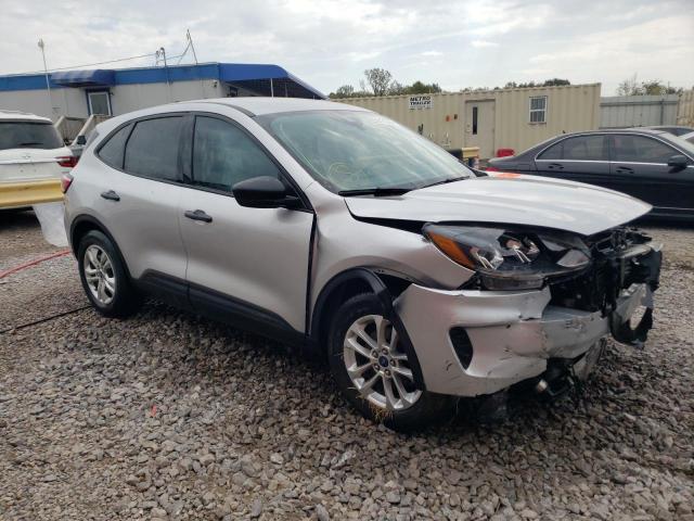 Photo 4 from auction – 2020 FORD ESCAPE S with VIN 1FMCU0F61LUA06153