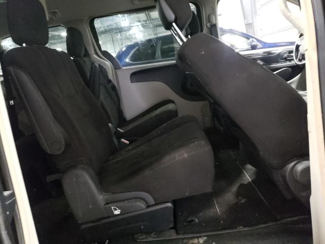 Photo 11 from auction – 2012 CHRYSLER TOWN & COU with VIN 2C4RC1BG2CR144559