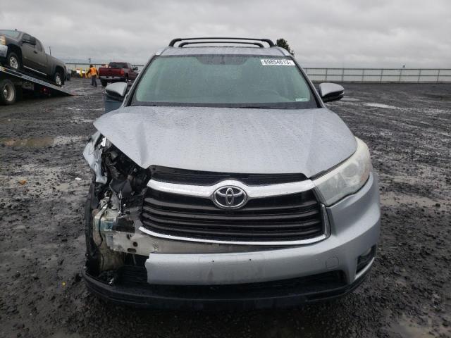 Photo 5 from auction – 2016 TOYOTA HIGHLANDER with VIN 5TDJKRFH6GS272298