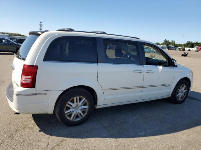 Foto 3 de la subasta – 2010 CHRYSLER TOWN AND C con VIN 2A4RR5D12AR299487