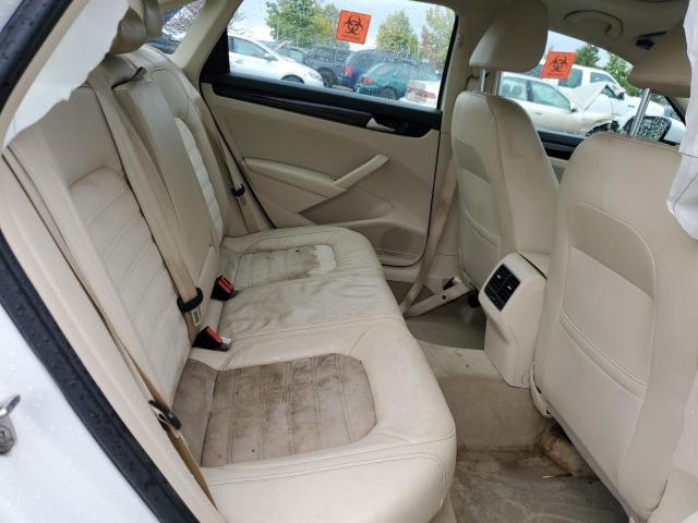 Photo 10 from auction – 2015 VOLKSWAGEN PASSAT SEL with VIN 1VWCV7A34FC038724