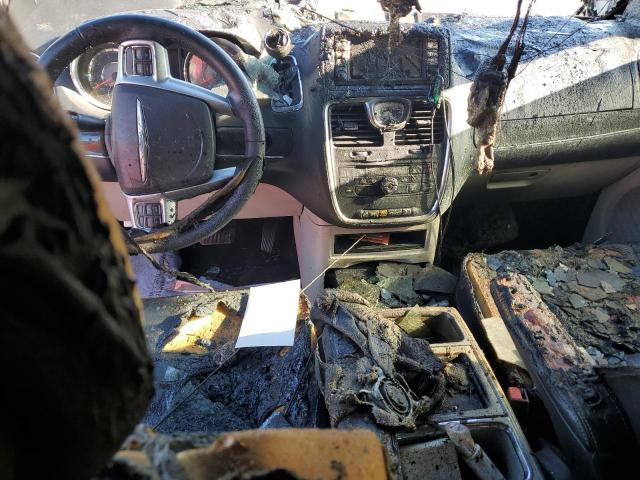 Photo 8 from auction – 2013 CHRYSLER TOWN & COU with VIN 2C4RC1BG1DR660994