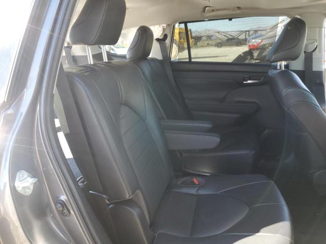 Photo 11 from auction – 2022 TOYOTA HIGHLANDER with VIN 5TDGZRAH4NS552148