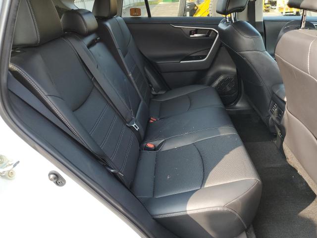 Photo 10 from auction – 2022 TOYOTA RAV4 LIMIT with VIN 2T3N1RFV4NW265887