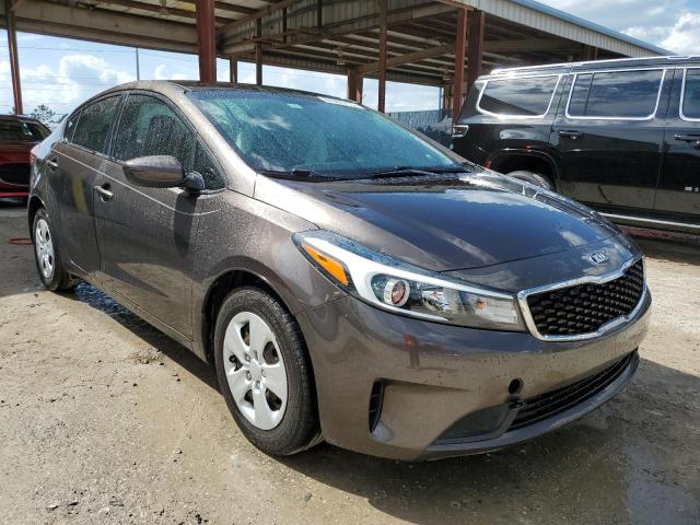 Photo 4 from auction – 2017 KIA FORTE LX with VIN 3KPFK4A70HE141189