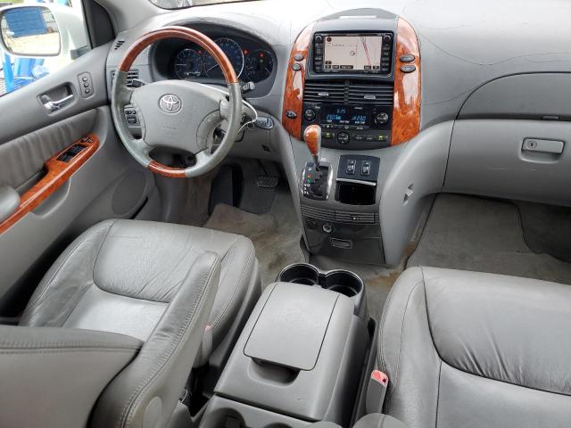 Photo 8 from auction – 2010 TOYOTA SIENNA XLE with VIN 5TDYK4CC2AS302639