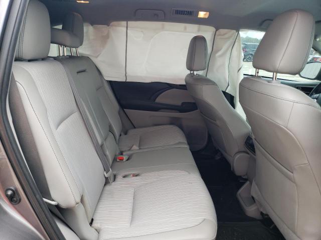 Photo 11 from auction – 2019 TOYOTA HIGHLANDER with VIN 5TDZZRFH5KS345314
