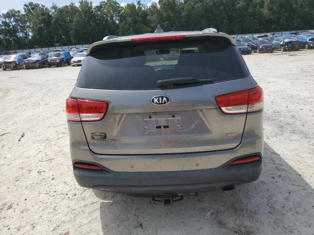 Photo 6 from auction – 2016 KIA SORENTO LX with VIN 5XYPG4A38GG045928