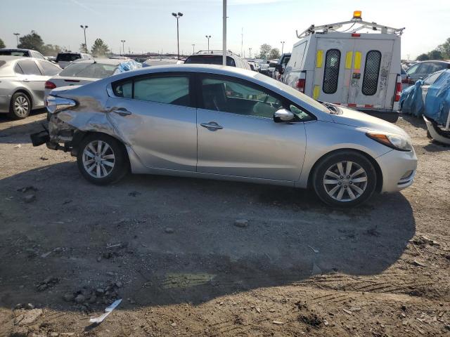 Foto 4 de la subasta – 2014 KIA FORTE EX con VIN KNAFX4A86E5059353