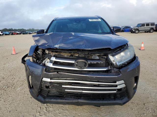 Photo 5 from auction – 2017 TOYOTA HIGHLANDER with VIN 5TDKZRFH9HS523557