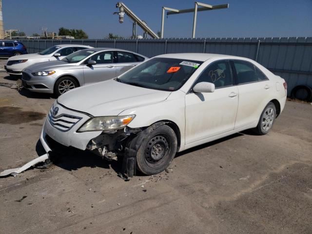 TOYOTA CAMRY BASE 2011 مع رقم تعريف المركبة 4T1BF3EKXBU639965 - صورة من المزاد