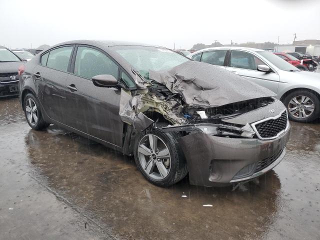 Photo 4 from auction – 2018 KIA FORTE LX with VIN 3KPFL4A75JE166267