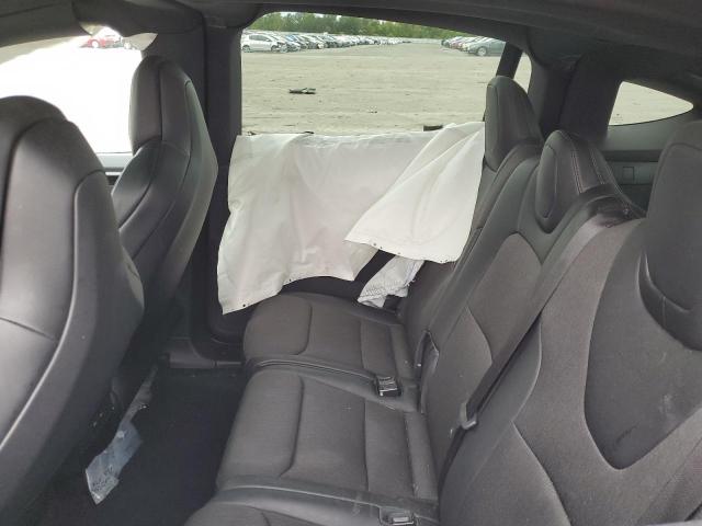 Photo 10 from auction – 2017 TESLA MODEL X with VIN 5YJXCDE26HF069523