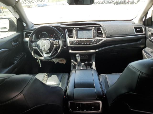 Foto 8 de la subasta – 2018 TOYOTA HIGHLANDER con VIN 5TDKZRFH3JS531238