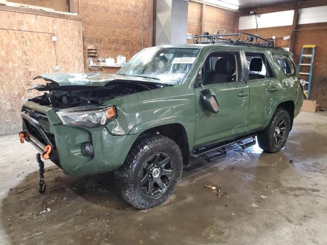 TOYOTA 4RUNNER SR 2021 with VIN JTEBU5JR9M5894897 - Photo from auction