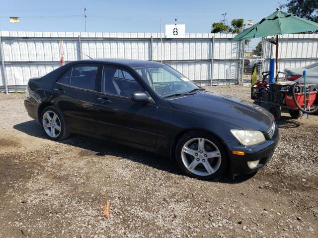 Photo 4 from auction – 2001 LEXUS IS 300 with VIN JTHBD182210011235