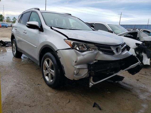 Photo 4 from auction – 2015 TOYOTA RAV4 XLE with VIN JTMRFREV9FD138796