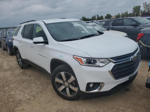 Photo 4 from auction – 2019 CHEVROLET TRAVERSE L with VIN 1GNERHKWXKJ167482